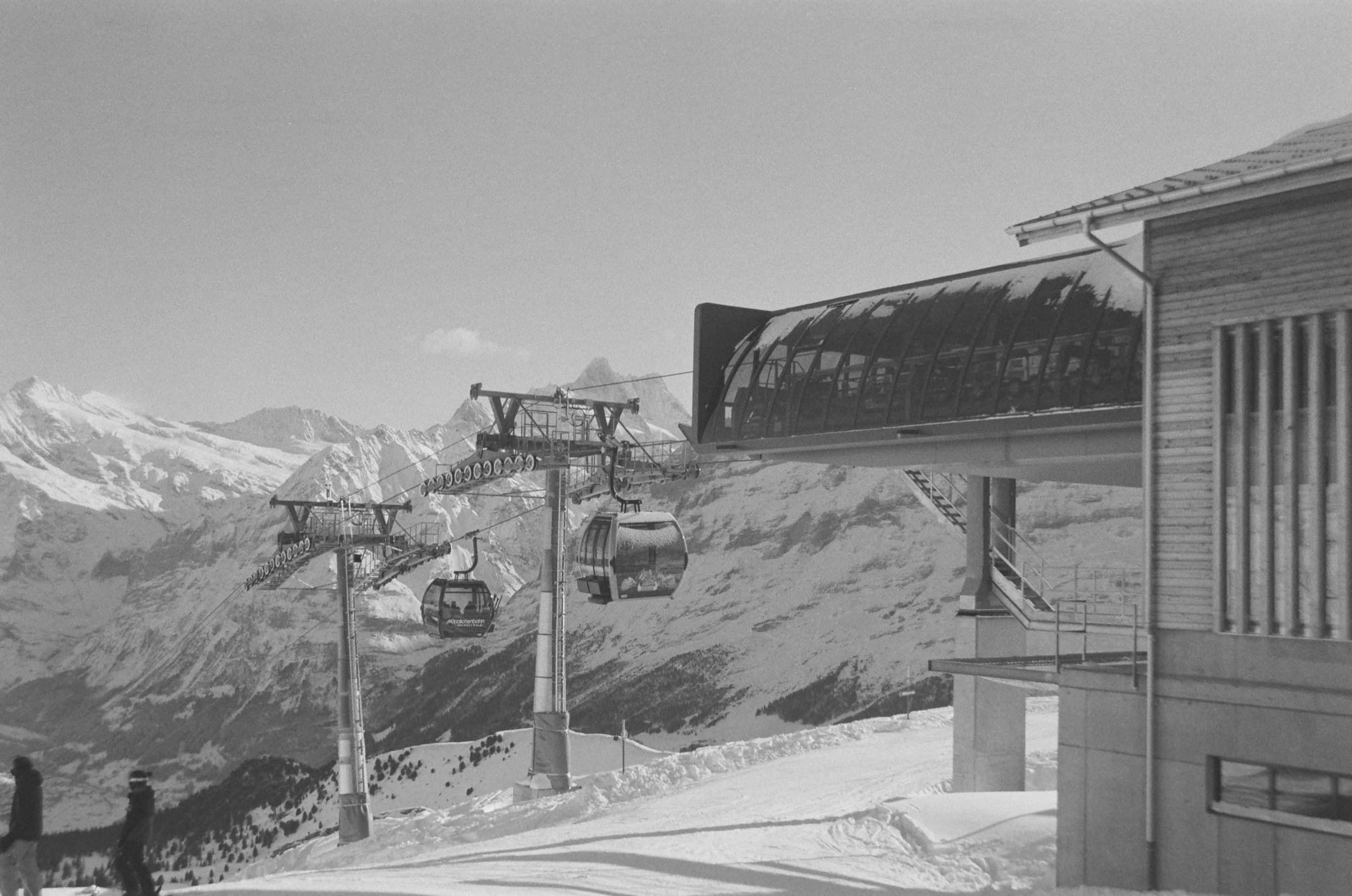 Nikon F50, Kentmere Pan 200 — a cable car drawing the eye into the distance.